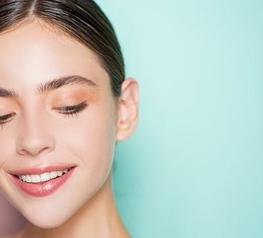 La Greffe de Sourcils